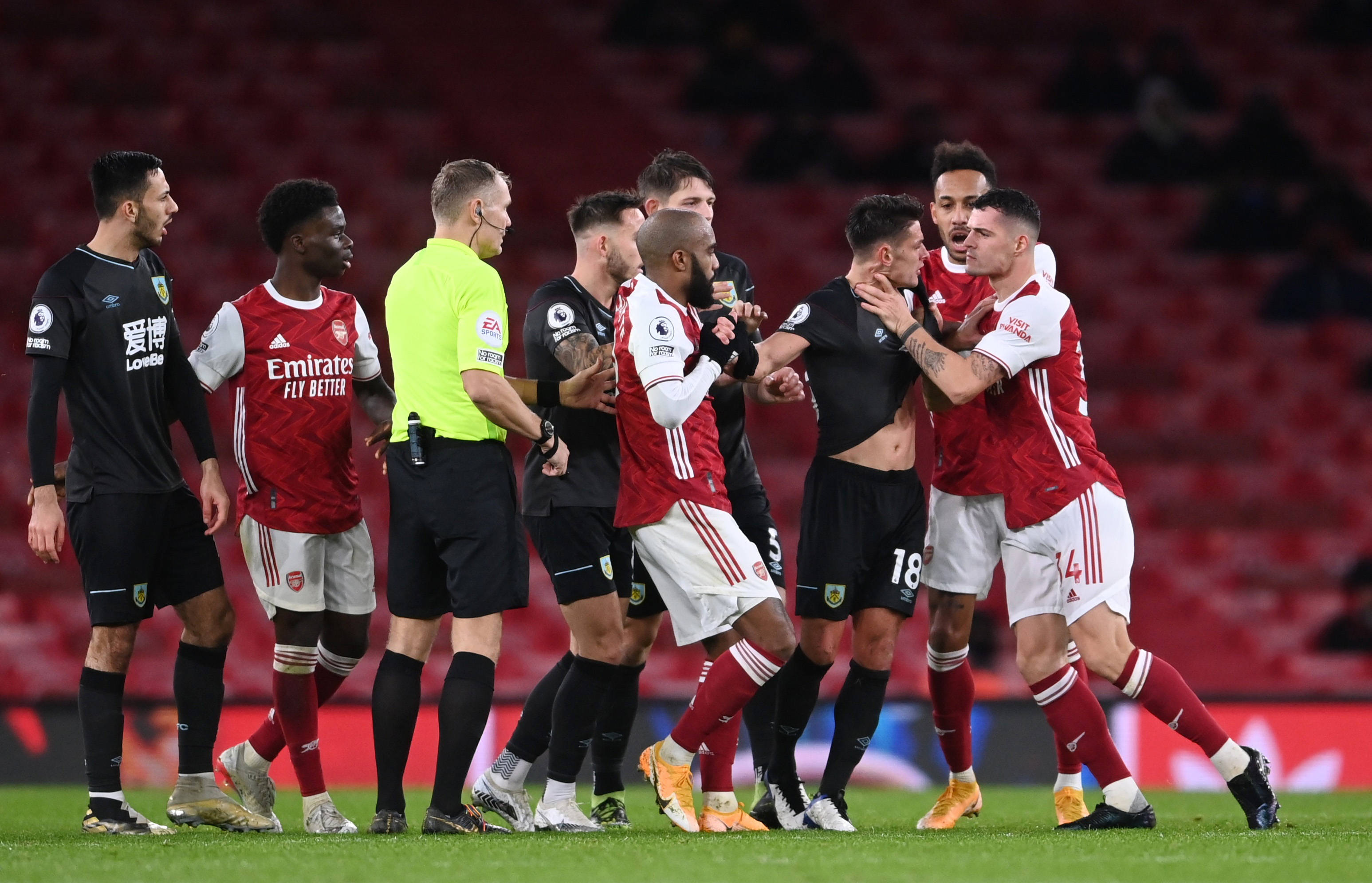 乐部对他的 乐部对他的